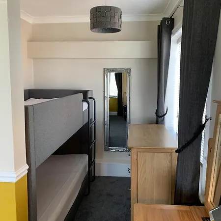 The Headlands Bed and breakfast