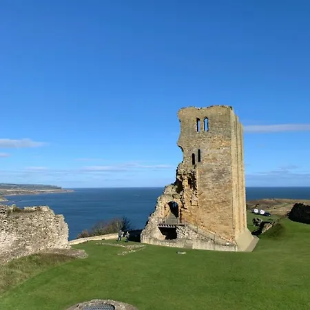 The Headlands 4*