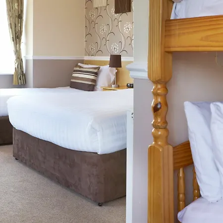 The Headlands 4*