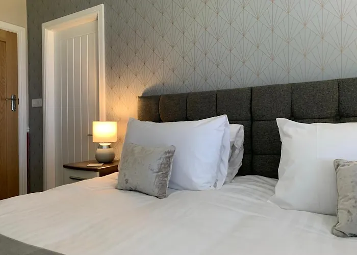 Bed & Breakfast The Headlands 4*