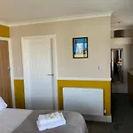 The Headlands 4*