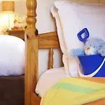 Oda ve Kahvaltı The Headlands 4*
